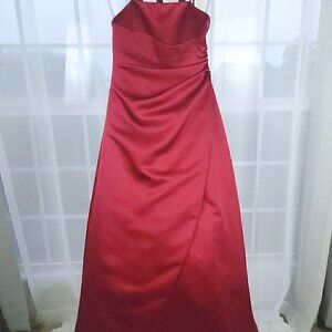 Davids Bridal Red Bridesmaid Dress With Black Tulle Underskirt Size 12 Altered